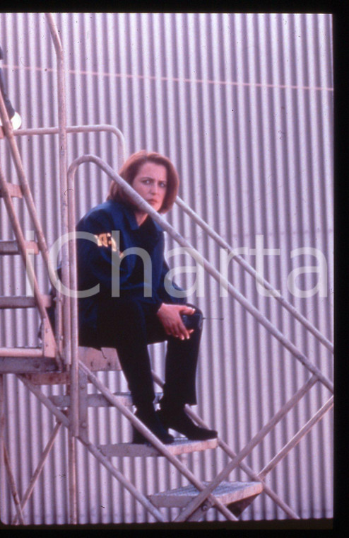35mm vintage slide* 1993 THE X- FILES Gillian ANDERSON in una scena della serie