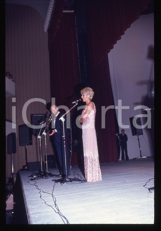 35mm vintage slide*  1970ca SPETTACOLO - Sandra MONDAINI e Raimondo VIANELLO *