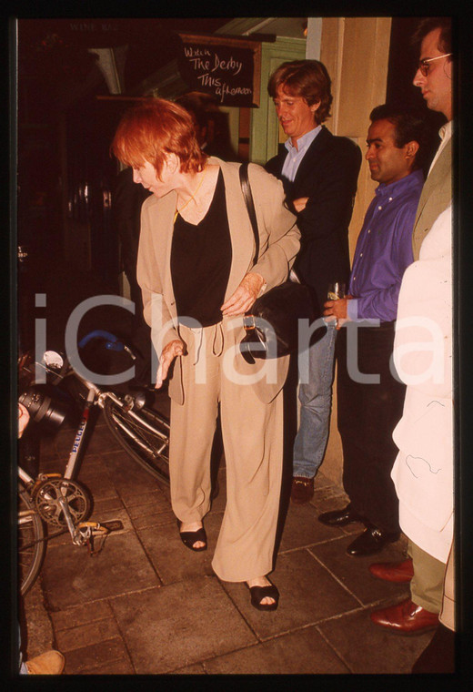 35mm vintage slide* 1990ca CINEMA Shirley MACLAINE Ritratto dell'attrice (4)