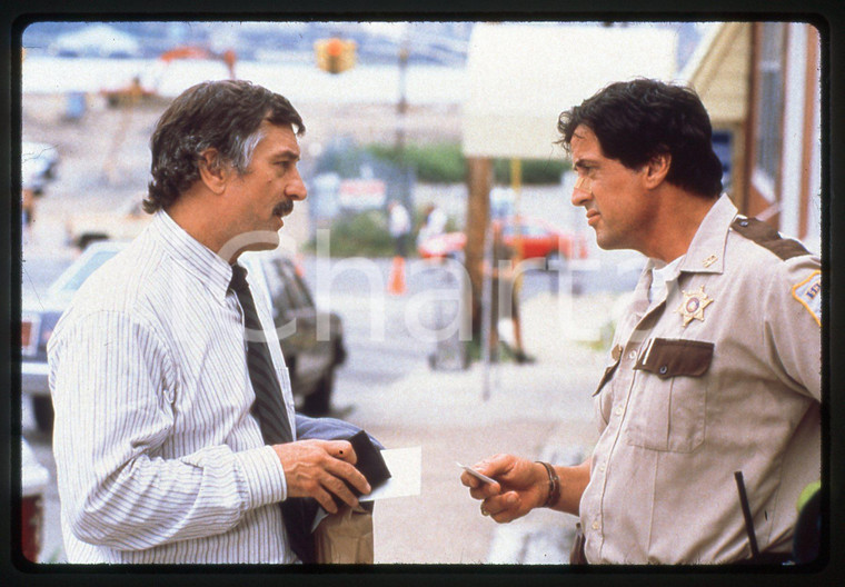 35mm vintage slide* 1997 COP LAND Sylvester STALLONE Robert DE NIRO in una scena