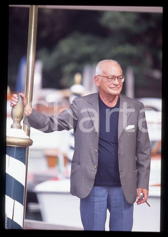 35mm vintage slide* 2000 VENEZIA Dino DE LAURENTIIS arriva al Festival (2)