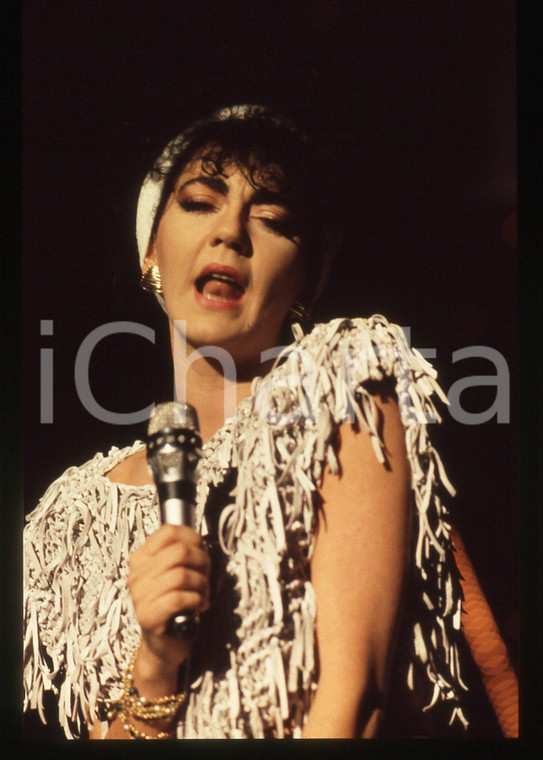 35mm vintage slide* 1984 ITALIA MUSICA Marina FIORDALISO canta PIÑA TROPICAL (2)