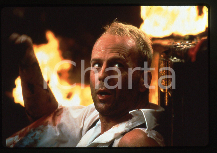 35mm vintage slide* 1997 LE CINQUIÈME ÉLÉMENT Bruce WILLIS in una scena del film