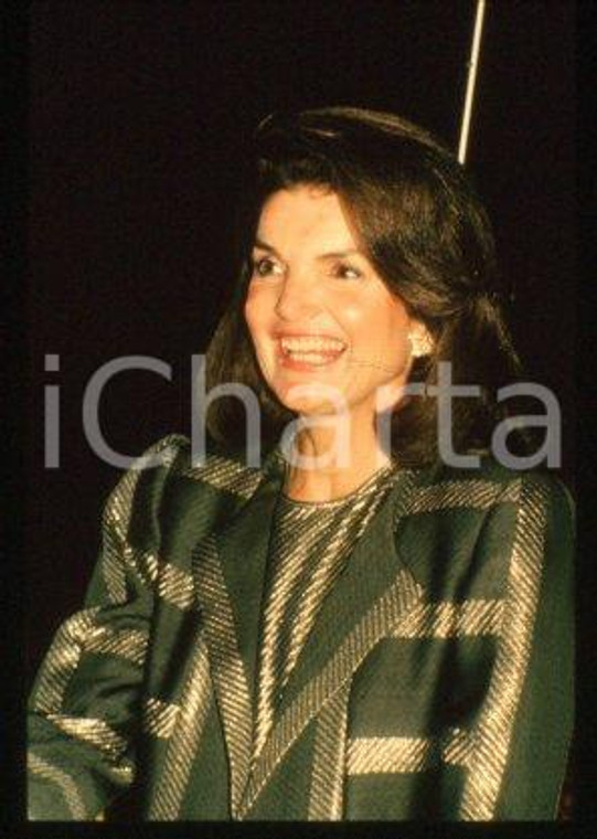 Jacqueline Kennedy ONASSIS - NEW YORK Portrait 1984 ca * 35 mm vintage slide 1