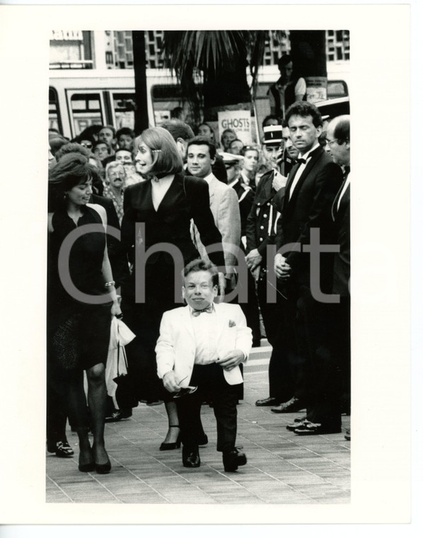 1988 FESTIVAL DI CANNES L'attore Warwick DAVIS tra la folla *Foto 20x25 cm