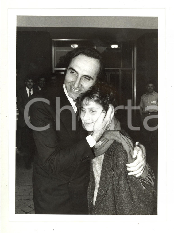 1985 ca RAI TV - Pippo BAUDO con la figlia Tiziana (2) - Foto 18x24 cm