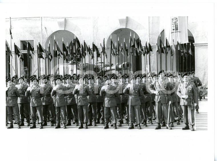 1990 ca ESERCITO ITALIANO Militari schierati durante esercitazione *Foto 24x18