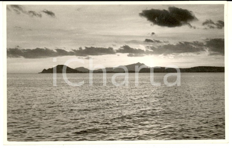 1940 ca POZZUOLI Veduta in controluce verso Capo Miseno - Foto ARTISTICA