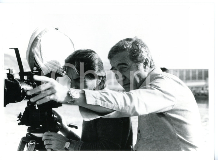 1985 ca CINEMA Il regista Duccio TESSARI dietro la macchina da presa - Foto