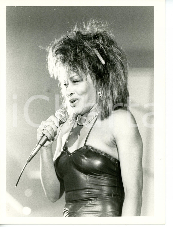 1984 RIVA DEL GARDA Mostra di Musica Leggera - Tina TURNER sul palco (3) *Foto