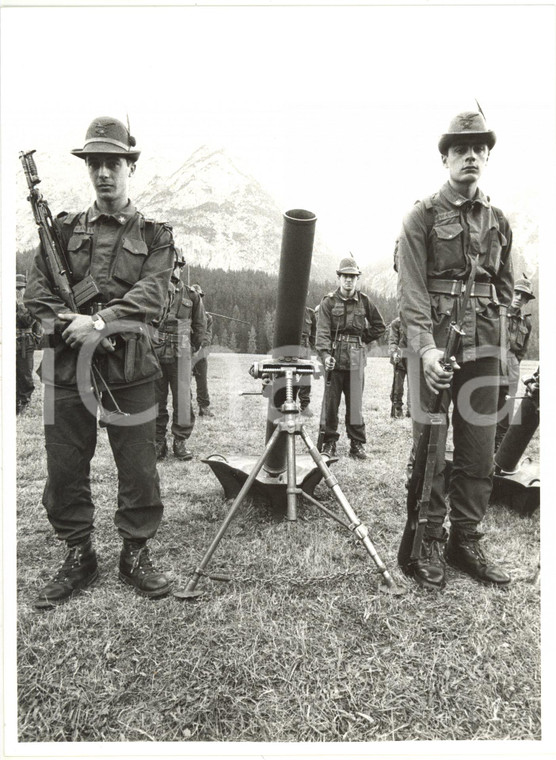 1985 ca ESERCITO ITALIANO - Brigata Alpina JULIA durante esercitazione (1) *Foto