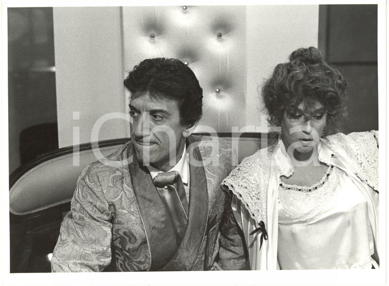 1986 RAI UNO "Io a modo mio" - Sketch con Gigi PROIETTI e Stefania SANDRELLI (2)