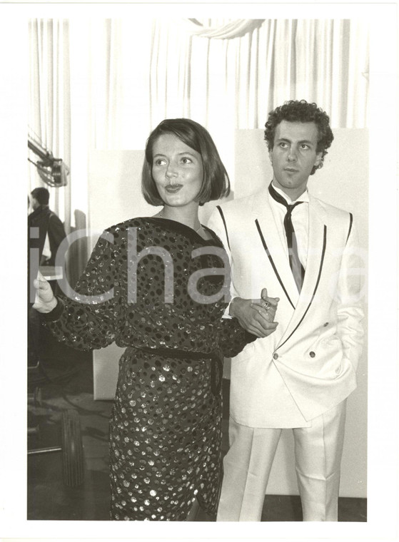 1985 ca ITALIA COSTUME - Laura LATTUADA e Franco SCELSI a una serata (1) Foto