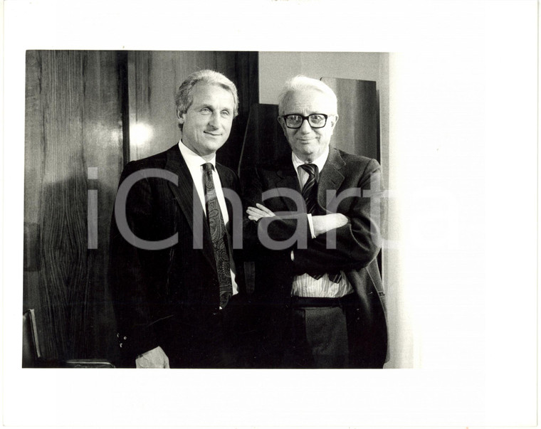 1985 ca MILANO COSTUME - Enzo BIAGI con Giovanni TRAPATTONI (2) Foto