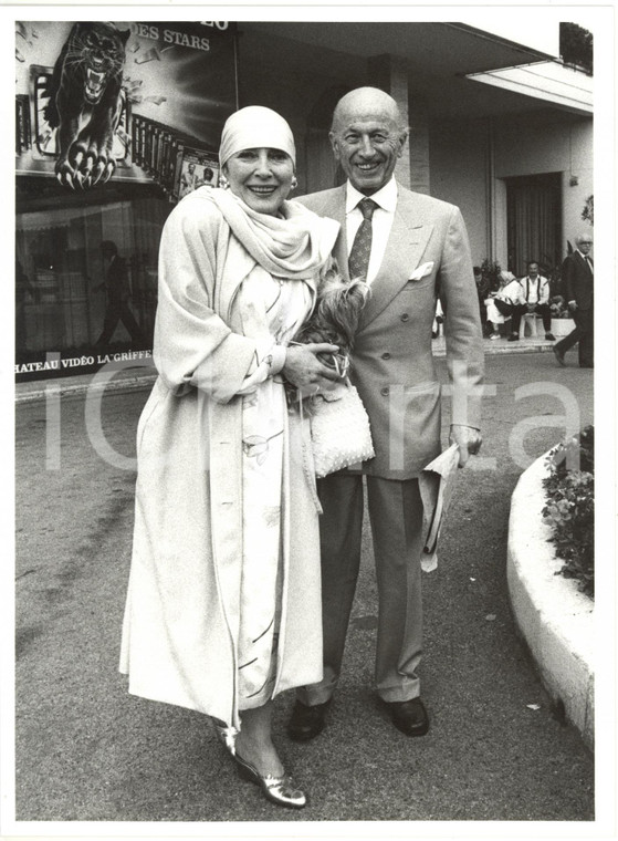 1985 ca FRANCIA CINEMA - Valentina CORTESE con marito Carlo DE ANGELI (2) *Foto