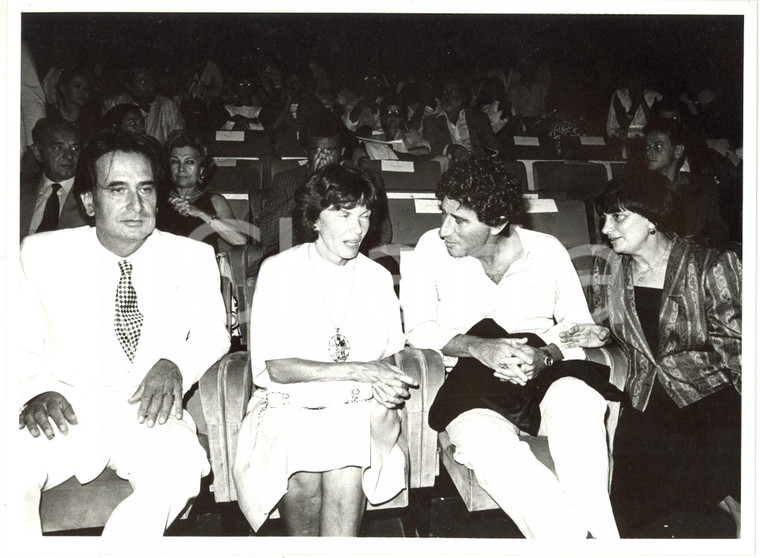 1985 VENEZIA CINEMA - Paolo PORTOGHESI Danielle MITTERRAND Jack LANG Agnès VARDA