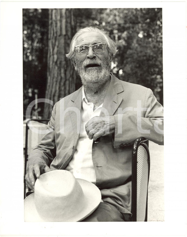 1985 ca PIETRASANTA (LU) Mario SOLDATI al Caffè de La Versiliana - Ritratto (7)