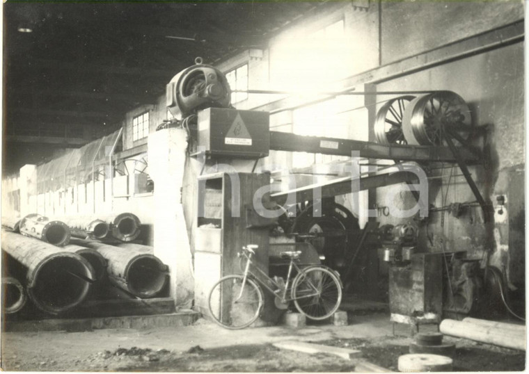 1960 TORRE ANNUNZIATA (NA) - Stabilimento SCAC - Interno di un capannone - Foto