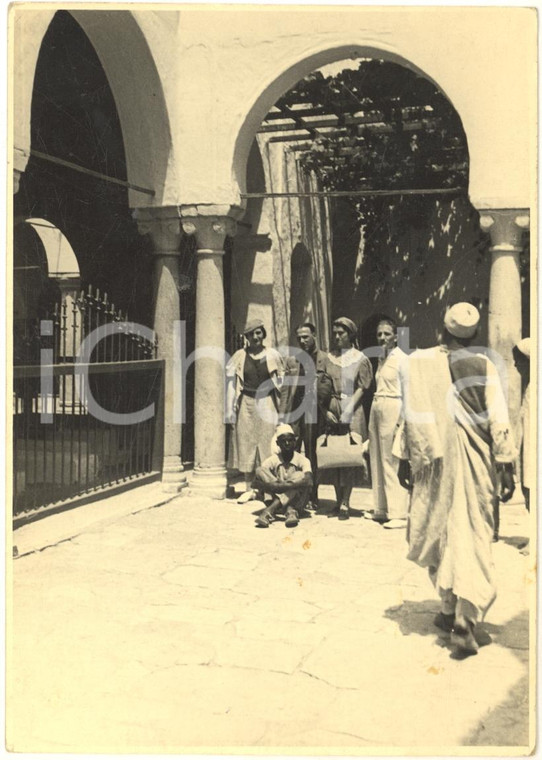 1930 ca TRIPOLI (LIBIA) Moschea dei CARAMANLI - Visitatori italiani - Foto