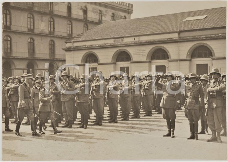 1935 ca WW2 - ROMA Vittorio Emanuele II passa in rassegna le truppe - Foto