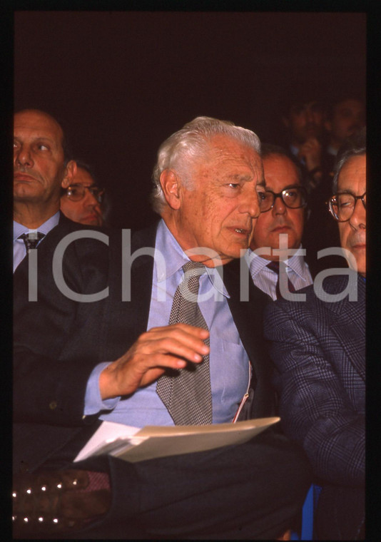 35mm vintage slide* 1995ca Ritratto di Gianni AGNELLI durante congresso (15)