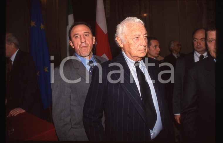 35mm vintage slide* 1995ca Ritratto di Gianni AGNELLI durante congresso (110)