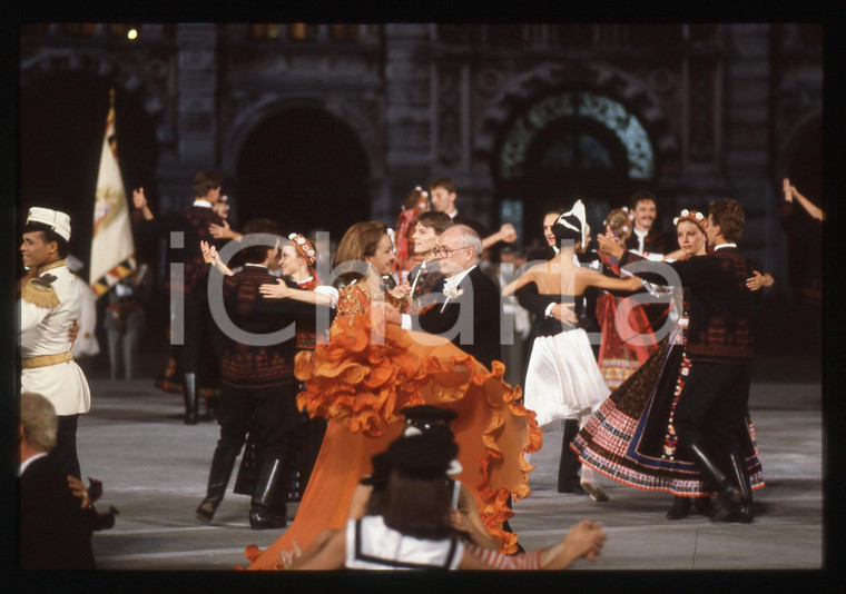 35mm vintage slide* 1990ca ITALIA - LIRICA Soprano Rajna KABAIVANSKA in scena 2