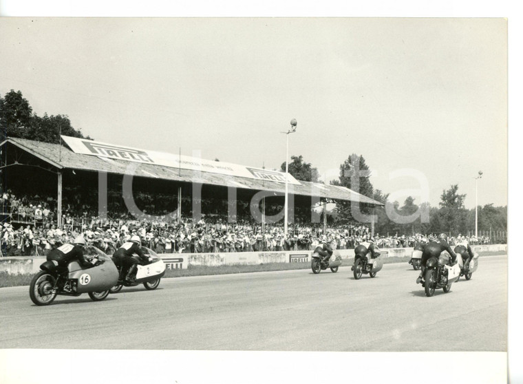 1956 MONZA - GP DELLE NAZIONI Passaggio delle moto classe 350 *Foto 18x13 cm