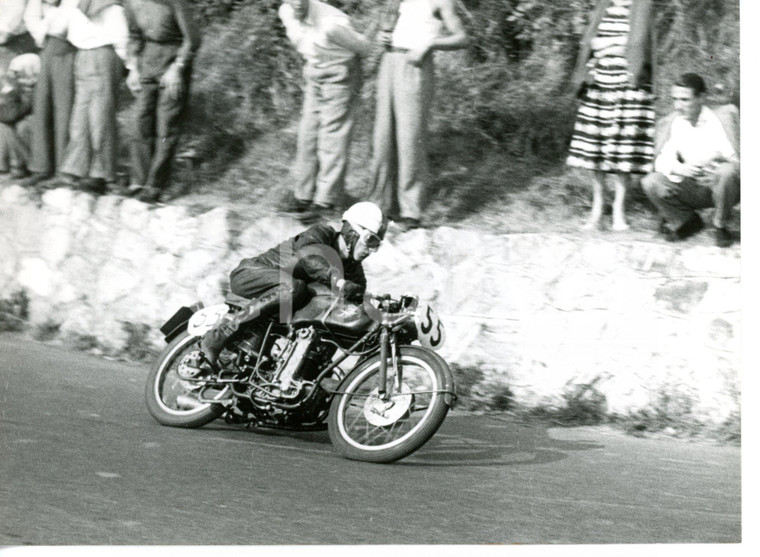 1954 GENOVA MOTOCICLISMO Pontedecimo-Giovi - Passaggio di un concorrente *Foto