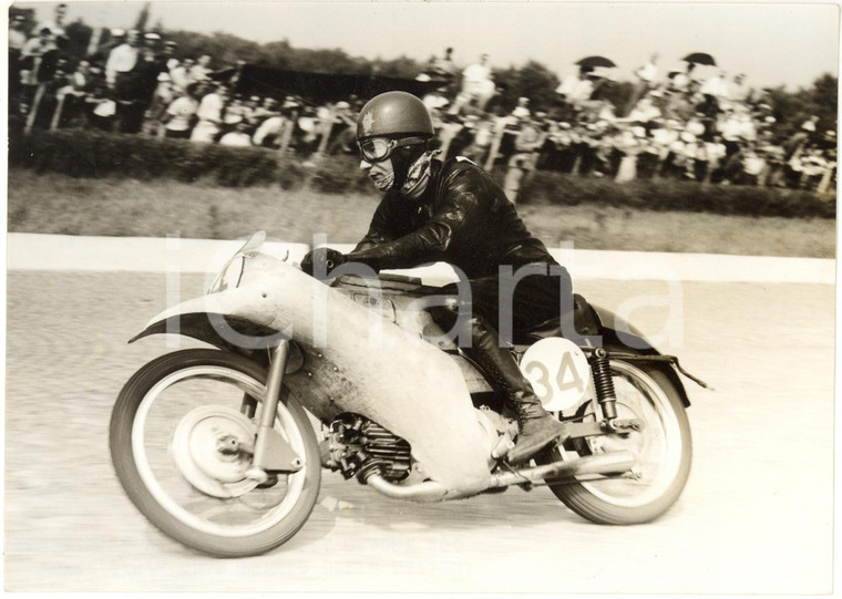 1953 MONZA GRAN PREMIO DELLE NAZIONI Enrico LORENZETTI in gara su MOTO GUZZI (2)