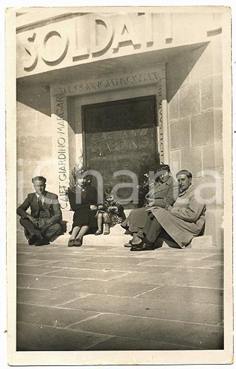 1940 ca MONTE GRAPPA Sacrario militare - Visita alla tomba di Gaetano GIARDINO