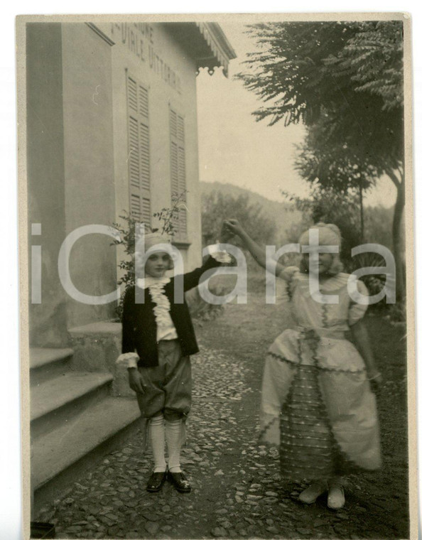 1930 ca PIEMONTE (?) Bambini in costume d'epoca per festa di ballo - Foto 8x11