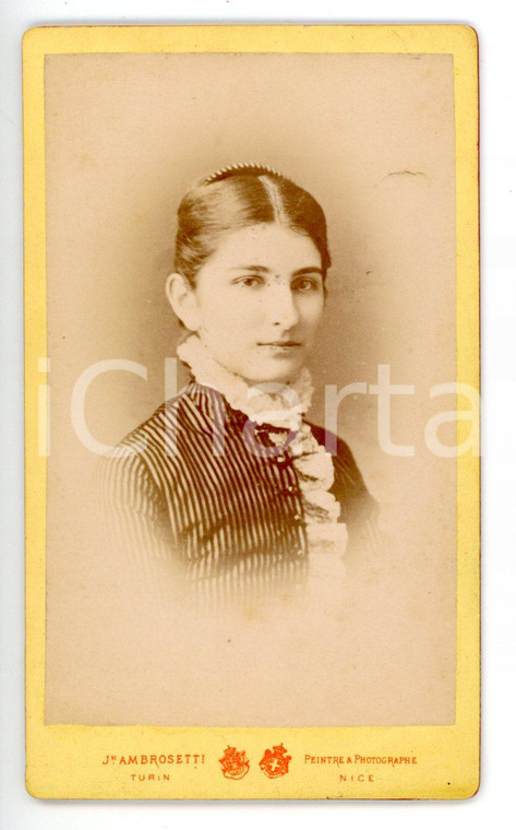1890 ca TORINO Ritratto di donna con colletto in pizzo *Foto AMBROSETTI - CDV