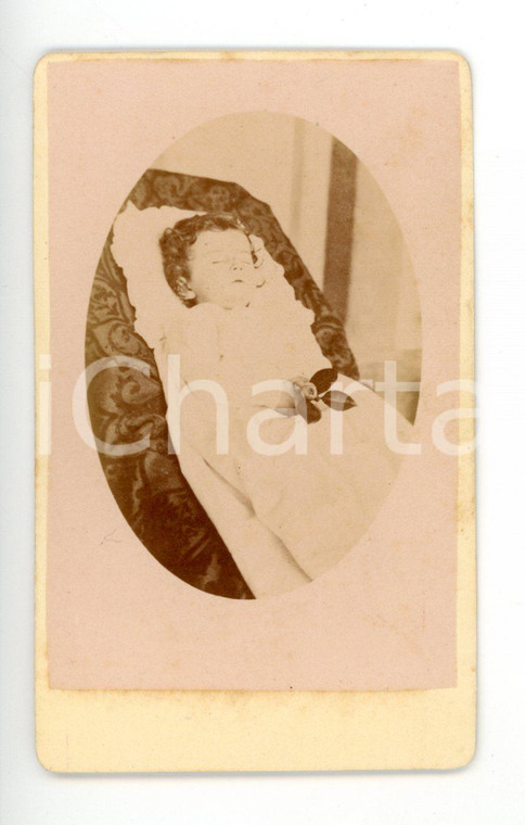 1870 ca LUINO Bambina in abito bianco *Ritratto POST MORTEM - Foto G. BESOZZI