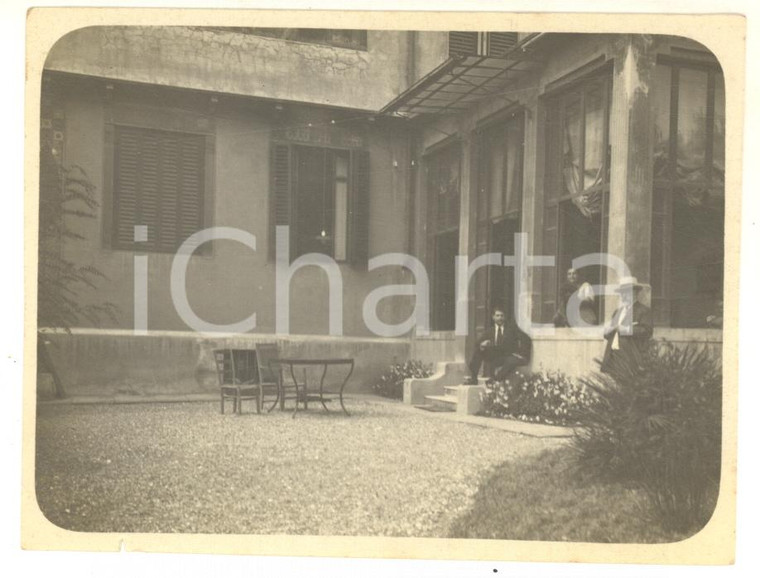 1920 ca GENOVA Ritratto di Giulio MORPURGO e famiglia in casa - Fotografia 11x9