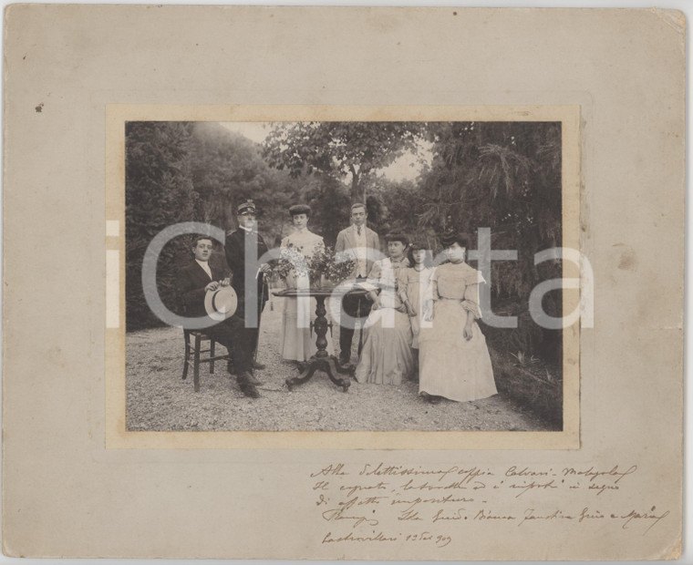 1909 CASTROVILLARI (CS) Ritratto di famiglia in un parco - Foto 26x21 cm