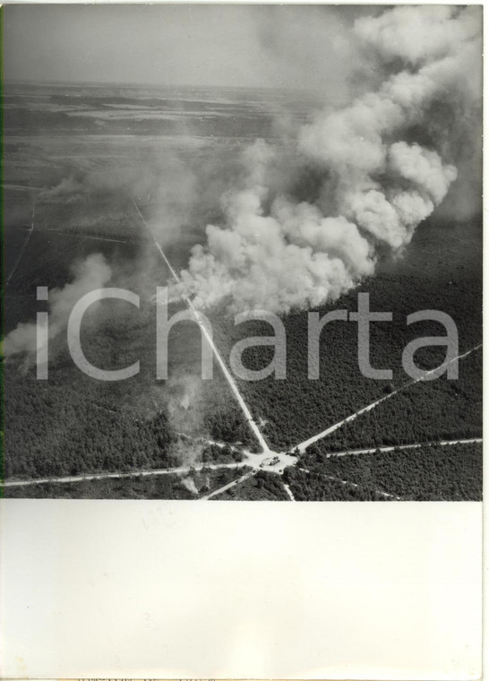 1959 ROUEN FRANCE - Vue aérienne de la forêt en flammes *Photo 13x18 cm