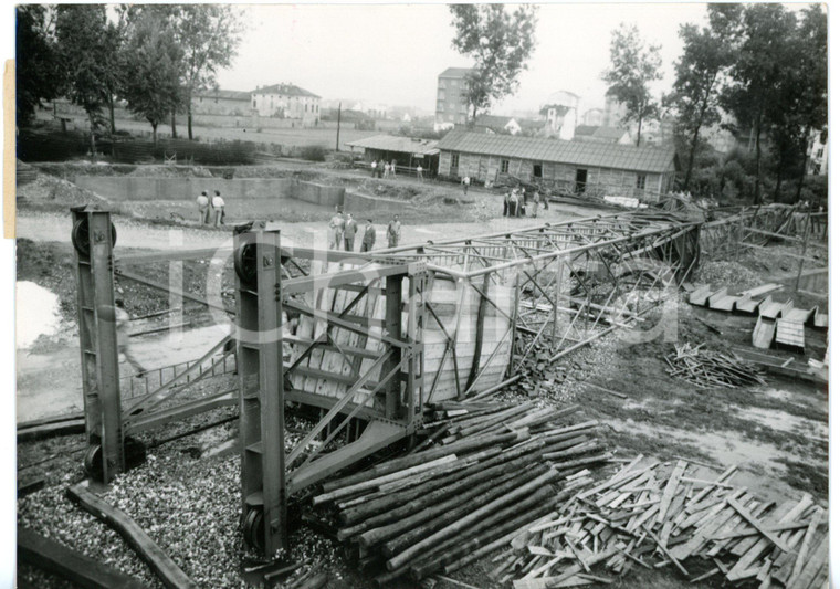 1955 TORINO Incidente mortale in un cantiere - Gru colpita da un fulmine - Foto