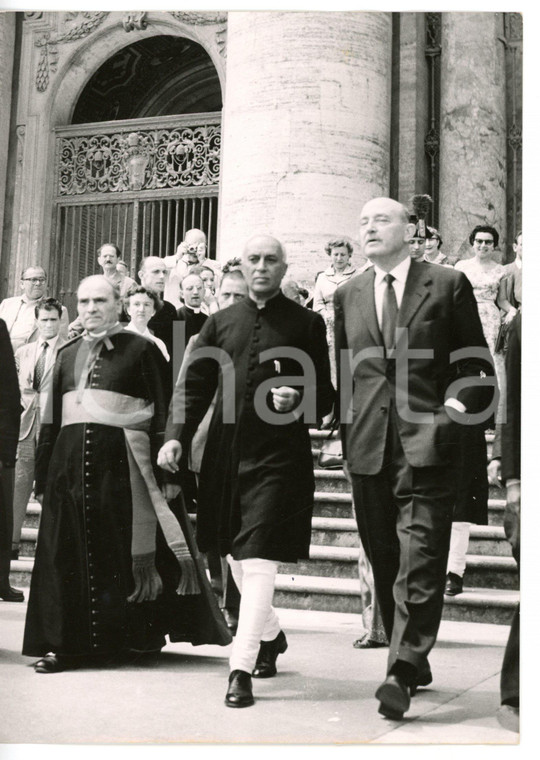 1955 ROMA Premier indiano Jawaharlal NEHRU esce dall'udienza papale - Foto