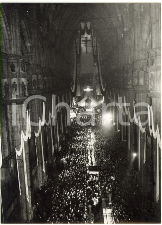 1955 MILANO DUOMO Chiesa gremita per insediamento Card Giovanni Battista MONTINI