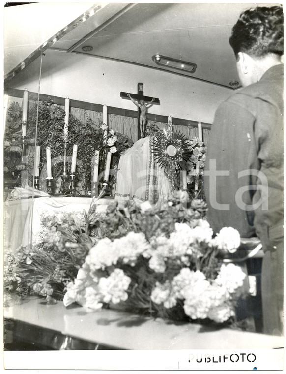 1953 Pellegrinaggio ROMA-TORINO - Santissimo Sacramento su carro-cappella *Foto