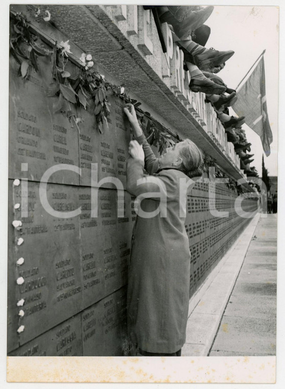 1955 ca Sacrario di REDIPUGLIA (GO) Commemorazione dei caduti (1) *Foto 13x18 cm