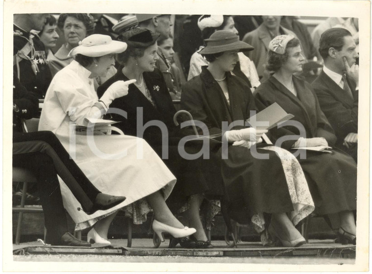 1954 SANDHURST Sovereign's Parade DUCHESS MARINA and PRINCESS ALEXANDRA of Kent
