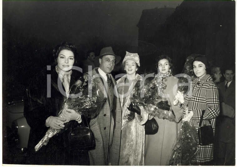 1960 ca SAINT VINCENT Gala Capodanno - Dawn ADDAMS con marito Vittorio MASSIMO