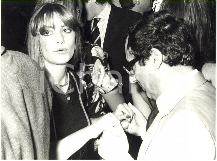 1975 ca ITALIA COSTUME - Oreste LIONELLO balla durante un party *Foto 24x18