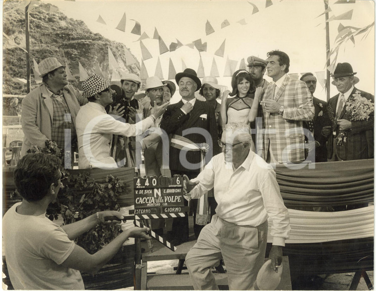 1966 CINEMA "Caccia alla volpe" - Vittorio DE SICA durante le riprese del film