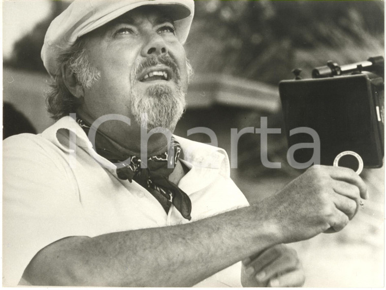 1975 ca CINEMA - Regista Robert ALTMAN sul set di un film - Ritratto (2) *Foto