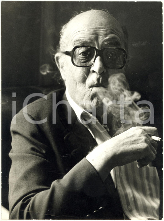 1980 ca CINEMA - Ray MILLAND - Ritratto dell'attore con sigaretta *Foto 18x24 cm