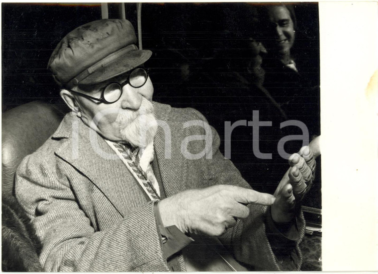 1958 TORINO - Profugo russo espulso dalla Cina e diretto in Val Pellice *Foto