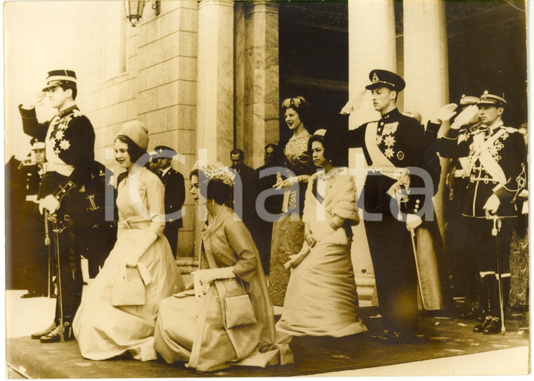 1963 ATENE Festa nazionale - Famiglie reali di Grecia e Danimarca alla cerimonia